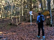 21 A questo punto agganciamo il sentiero panoramico 503